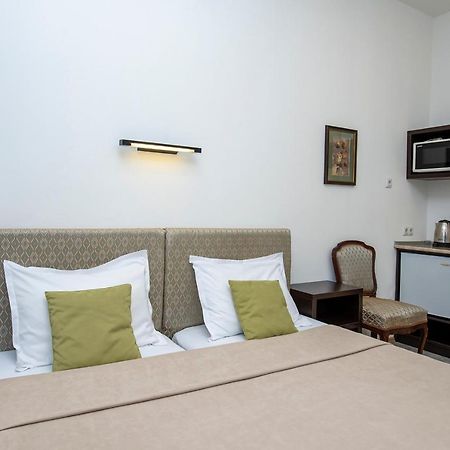 Apart Hotel Gh Tbilisi Bagian luar foto