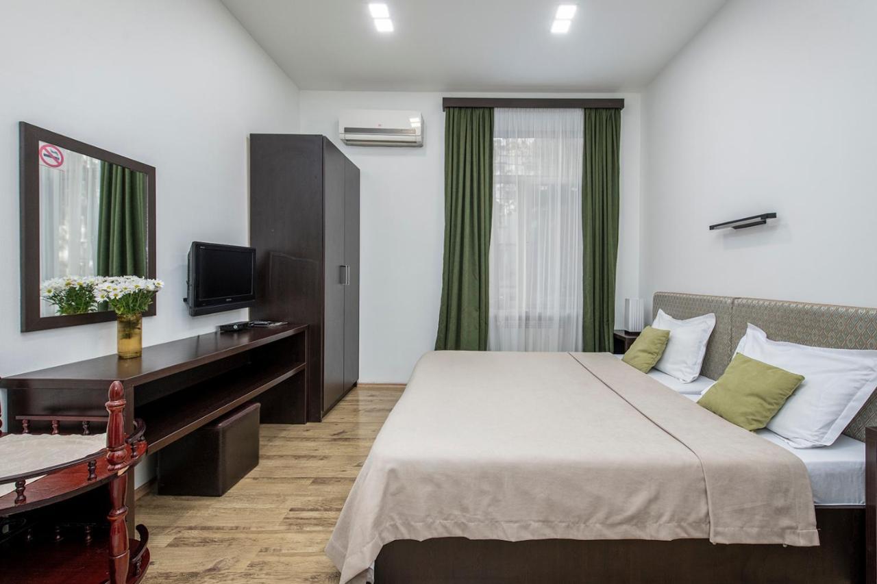 Apart Hotel Gh Tbilisi Bagian luar foto