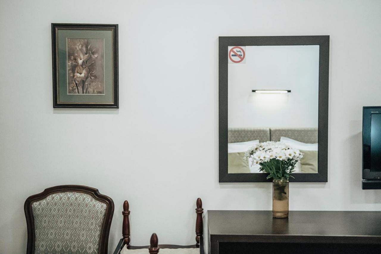 Apart Hotel Gh Tbilisi Bagian luar foto